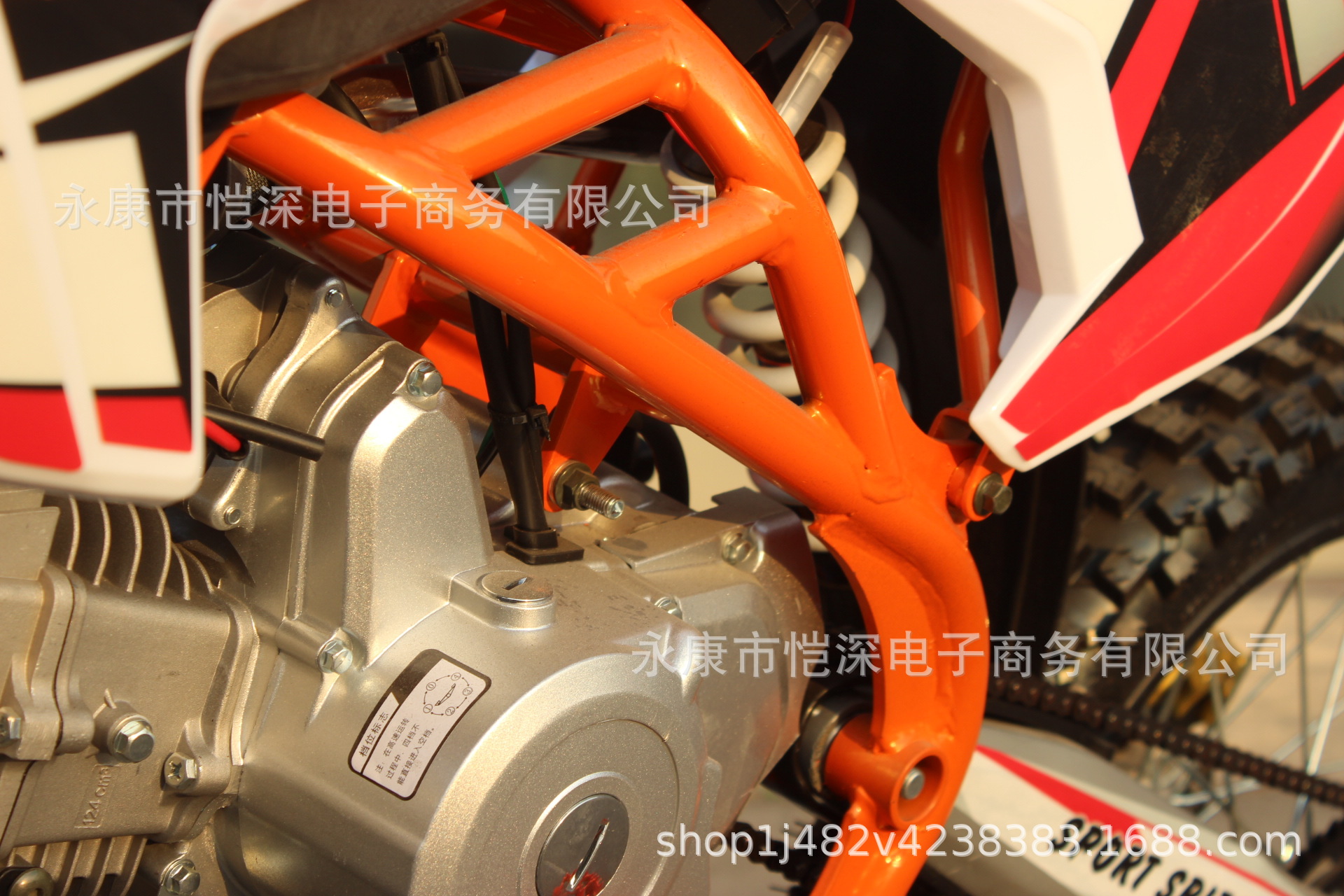 Factory Direct Sales of Off-Road Motorcycles, Fuel-Powered Mid-High-End Racing All-Terrain Mountain Bikes, Adult Venue Bikes, Small Jump Dirt Bikes