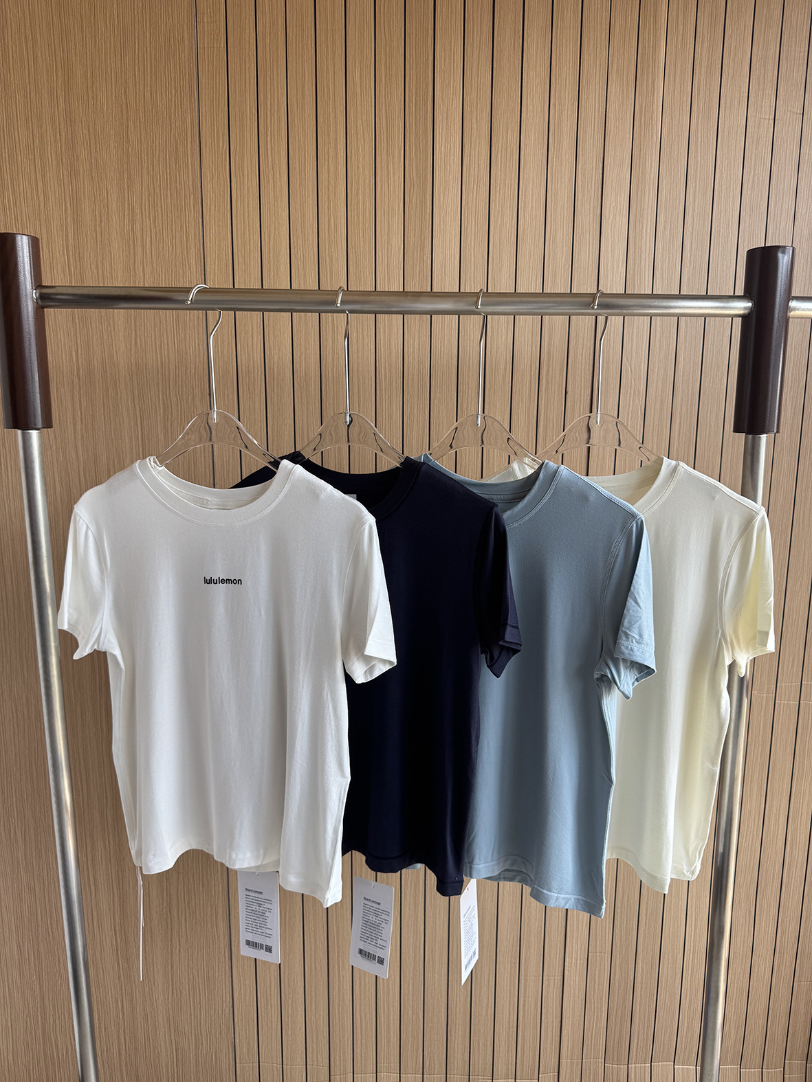 LU's high version Jersey micro-label short-sleeved fitted version…
