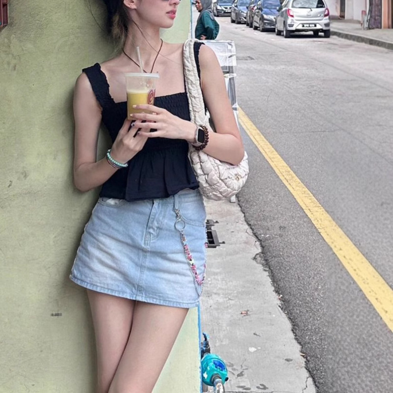Korean Style Dress Design Sleeveless Camisole Summer New Pure Lust Hot Girl Halterneck Versatile Slimming Top Korean Style Dress Design Sleeveless Camisole Summer New Pure Lust Hot Girl Halterneck Versatile Slimming Top