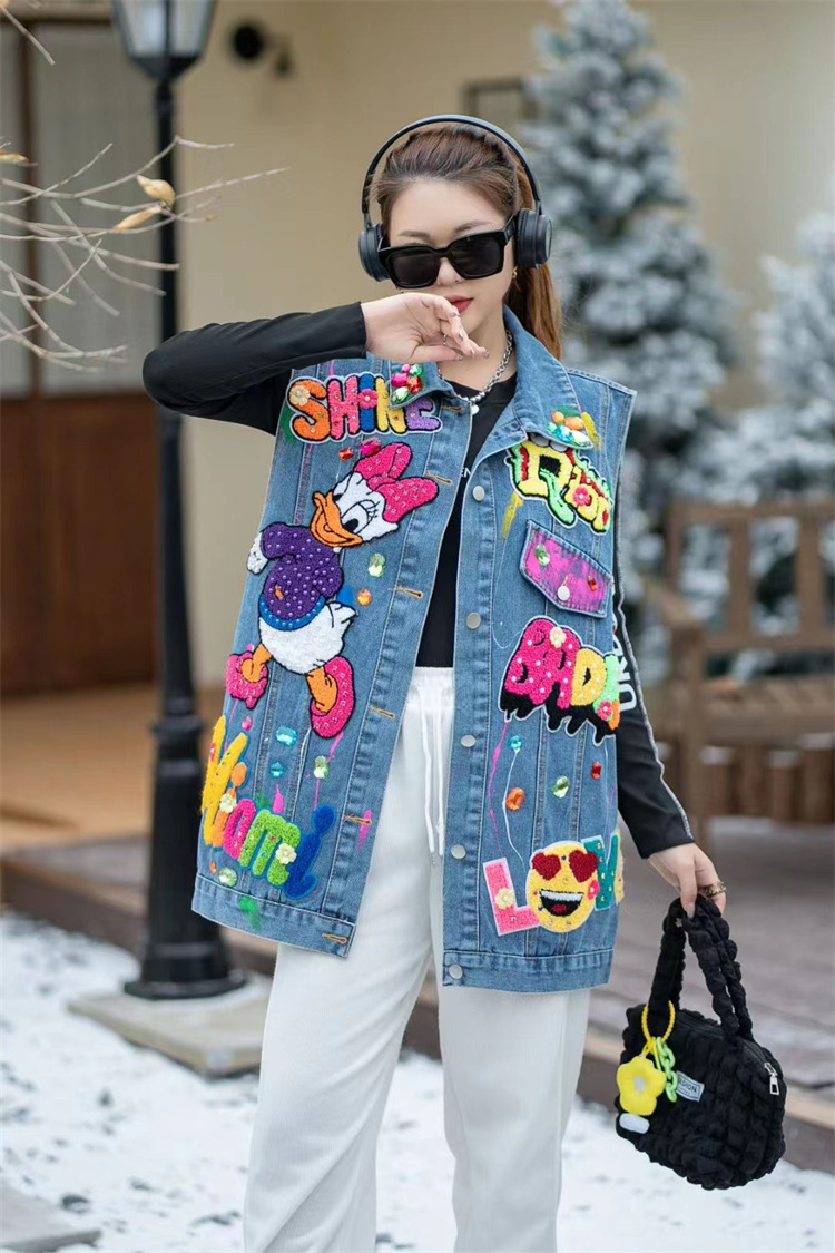 Tailandia moda marca 2024 primavera nueva industria pesada diamante con cuentas de dibujos animados Denim coat mujeres diseño sentido chaleco superior image 5