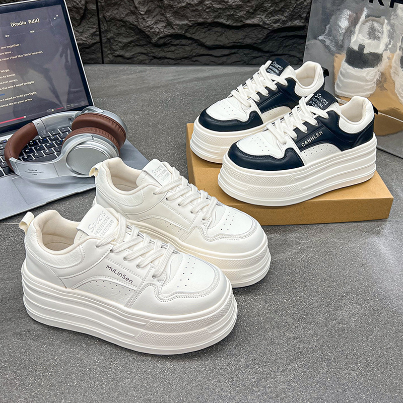 [Fanfuna] Thick-Soled White Shoes for Women 2025 Autum New Height-Increasing Versatile Sports and Leisure Sneakers for Small People