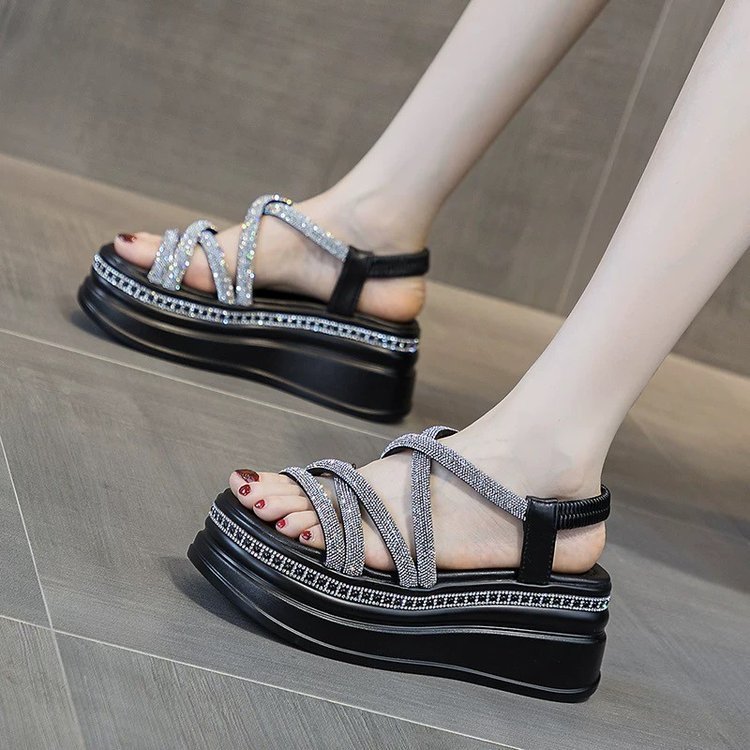 Sandalias de diamante de moda para mujeres 2026 verano nuevo elástico de fondo grueso aumento de altura versátil sandalias de muffin romana