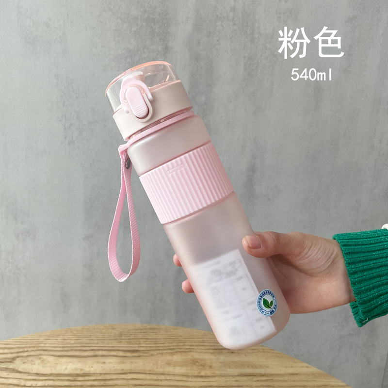 Cassino esmerilado deportes taza de agua portátil de plástico taza para hombres y mujeres creativo estudiante portátil hervidor con tapa espacio taza