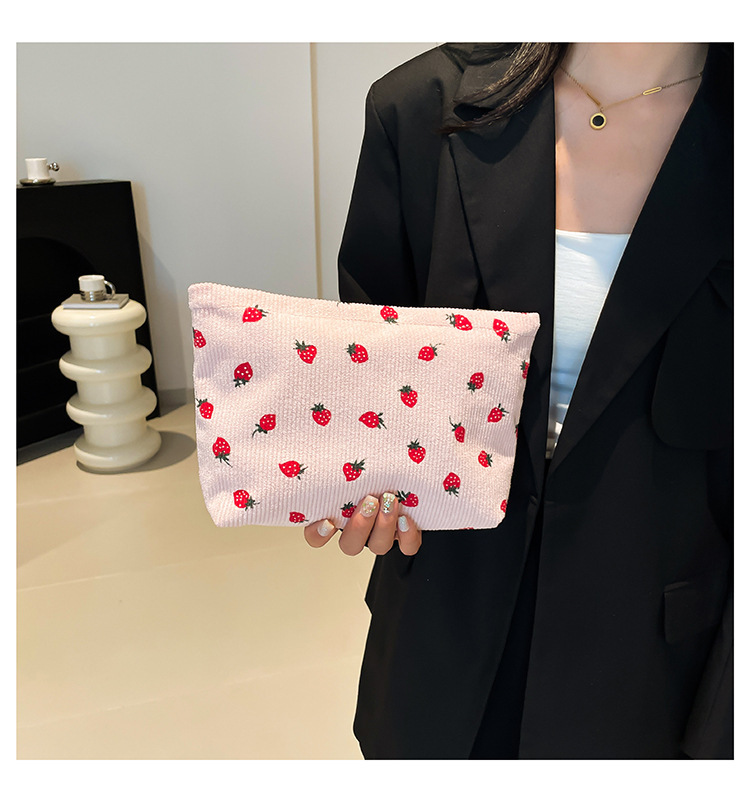 200g Weight Polyester Lining Material Zipper Closure Type / Strap Type Clutch Bag Bags Type Daily, Street, Shopping Occasion Canvas Material Strawberry Pattern All Seasons Season Unisex Gender Cute, Streetwear Style Square Shape Cute Streetwear Strawberry Canvas Square Makeup Bags 13
