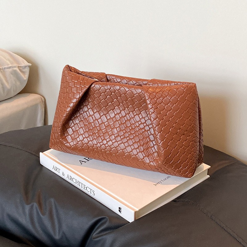 Bolso de mujer de diseño original de propiedad intelectual piratería debe ser investigado en relieve transfronterizo bolso de mano de serpiente bolso pliegado bolso de mujer