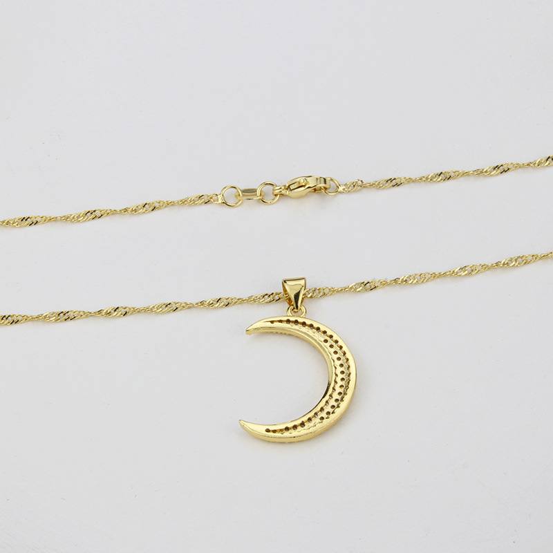 New simple zirconium inlaid crescent copper gold-plated zirconium inlaid necklace