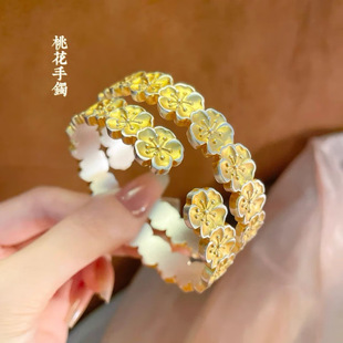 ���~僺��y����һ��_�����CŮ����ʽ�͹�С�����֭hֱ���������l