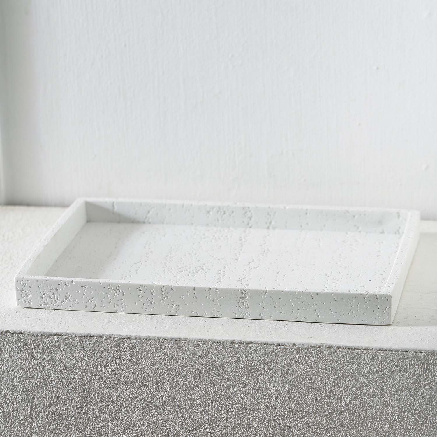 Túnel de viento silencioso almacena siete conjuntos de tazas de enjuague bucal, soporte de cepillo de dientes, botella de emulsión, botella de fragancia, bandeja de jabón, mesa de lavado