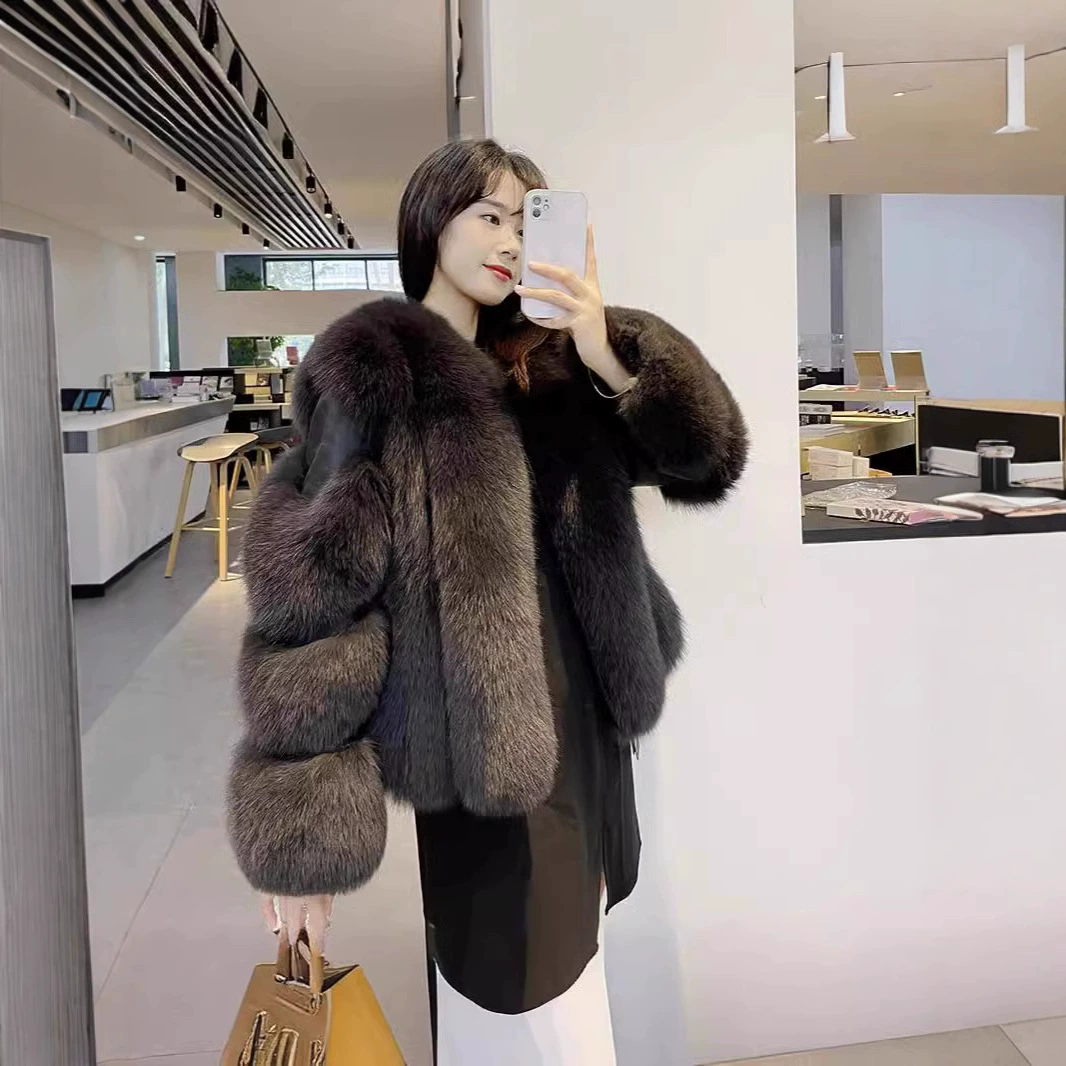 Амазонка трансграничная европейская и американская зимняя сшитая имитация лисьего меховая куртка