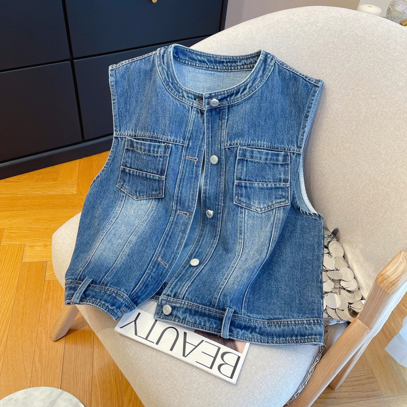 Super Stylish Washed Denim Vest for Women, 2026 Spring/Summer New Sleeveless Fashionable Layered Vest Jacket Top