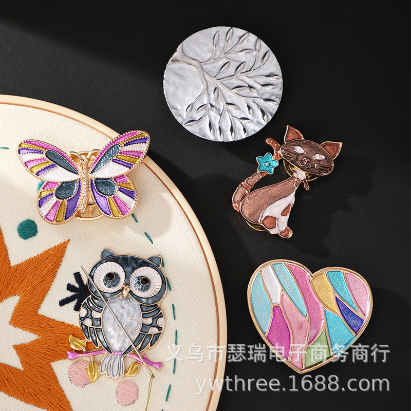 Cross-Border Cartoon Alloy Magnetic Brooch Animal Needle Suction Device DIY Knitted Magnetic Accessories Embroider Needle Magnet Brooch
