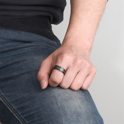 Cross-border titanium steel Great Wall pattern ring, rotatable, pressure relief, European and American fashionable stainless steel couple ring
