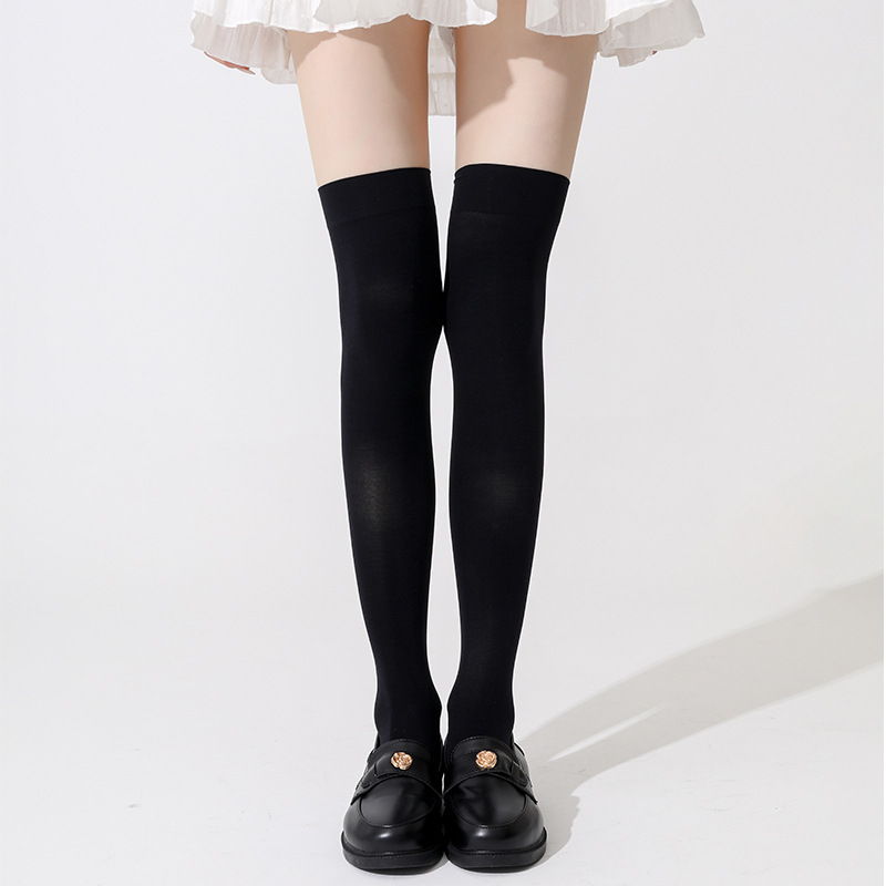 Primavera y verano calcetines de presión delgadas de terciopelo para adelgazar y apretar la forma de la base grasa mm pantorrilla negra pierna descalza rodilla