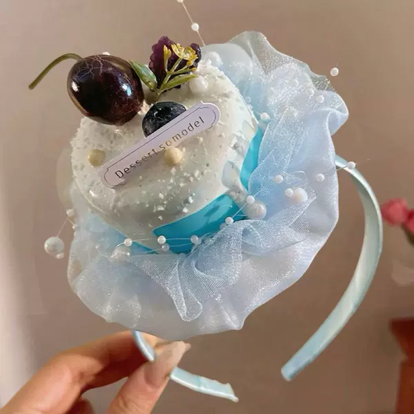 Shake cake blue
