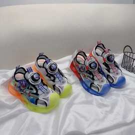 儿童运动鞋旋转纽扣男童卡通凉鞋夏季小童亮灯沙滩鞋一手码批发