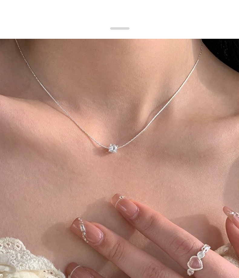 Four-pronged Solitaire Diamond Necklace Sterling Silver Luxury_voghion.com