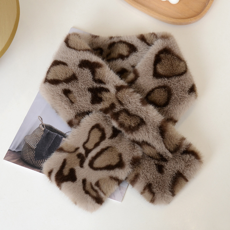 밀크티 표범 무늬