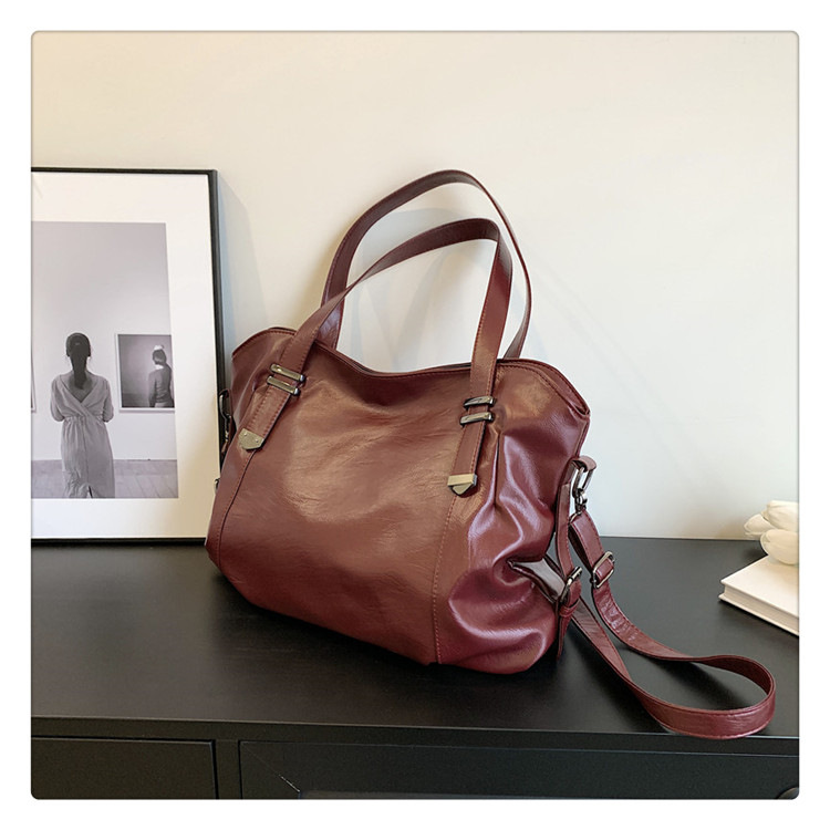 New fashionable European and American women's bags, retro and simple single-shoulder bags, large-capacity high-quality handbags, elegant crossbody bags are in stock undefined