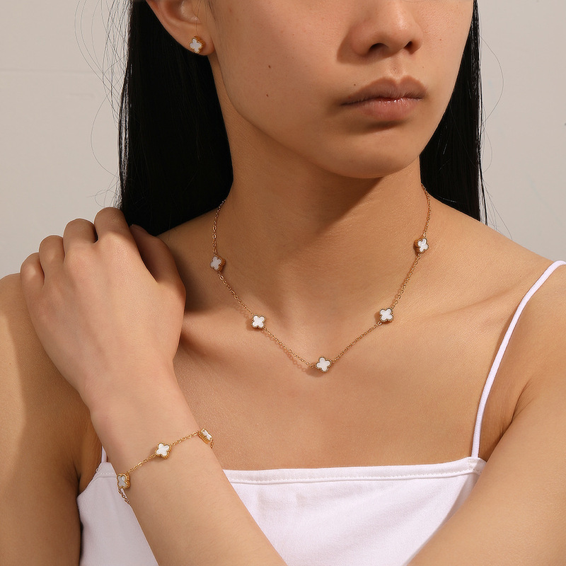 Casual and Compact Stainless Steel Multiple Small Flower Double-Sided Pendant Jewelry Cross-Border Titanium Steel Hot-Selling Four-Leaf Flower Set for Women Casual and Compact Stainless Steel Multiple Small Flower Double-Sided Pendant Jewelry Cross-Border Titanium Steel Hot-Selling Four-Leaf Flower Set for Women