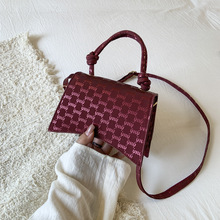 2025�¿��n���OӋ�����r���|��б��͹�С�������s�����Ů�����