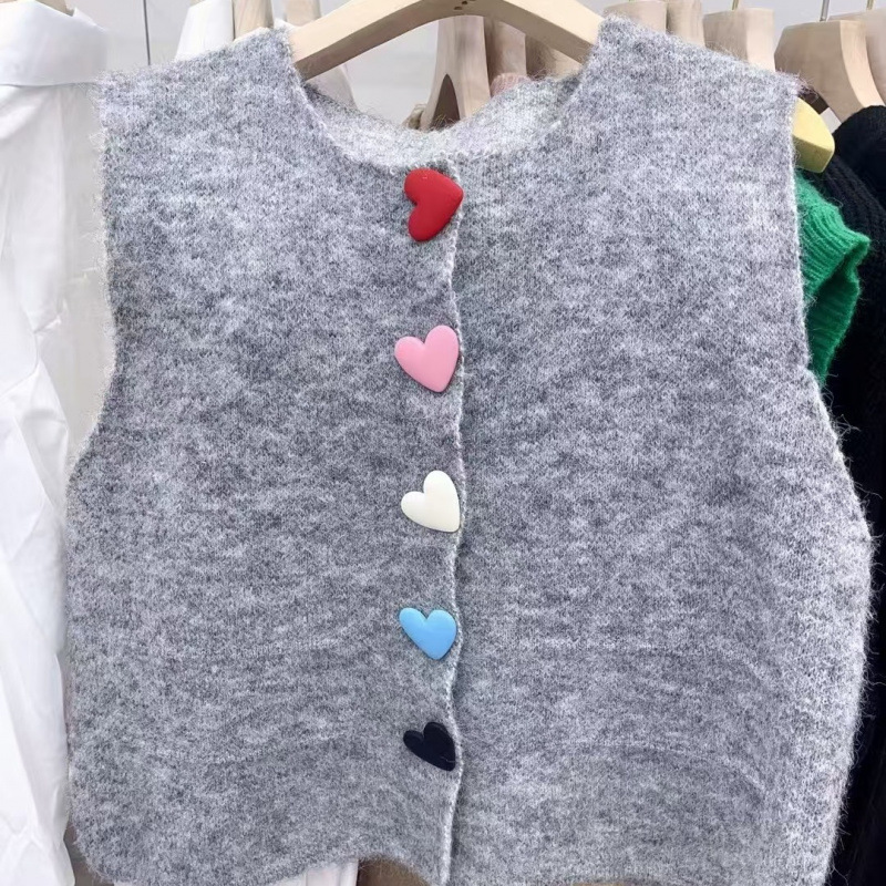 Estación europea de otoño y invierno 2025 nuevo suéter de botón de color amor temperamento de moda dulce envejecimiento chaleco sin mangas hombro de la mujer image 4