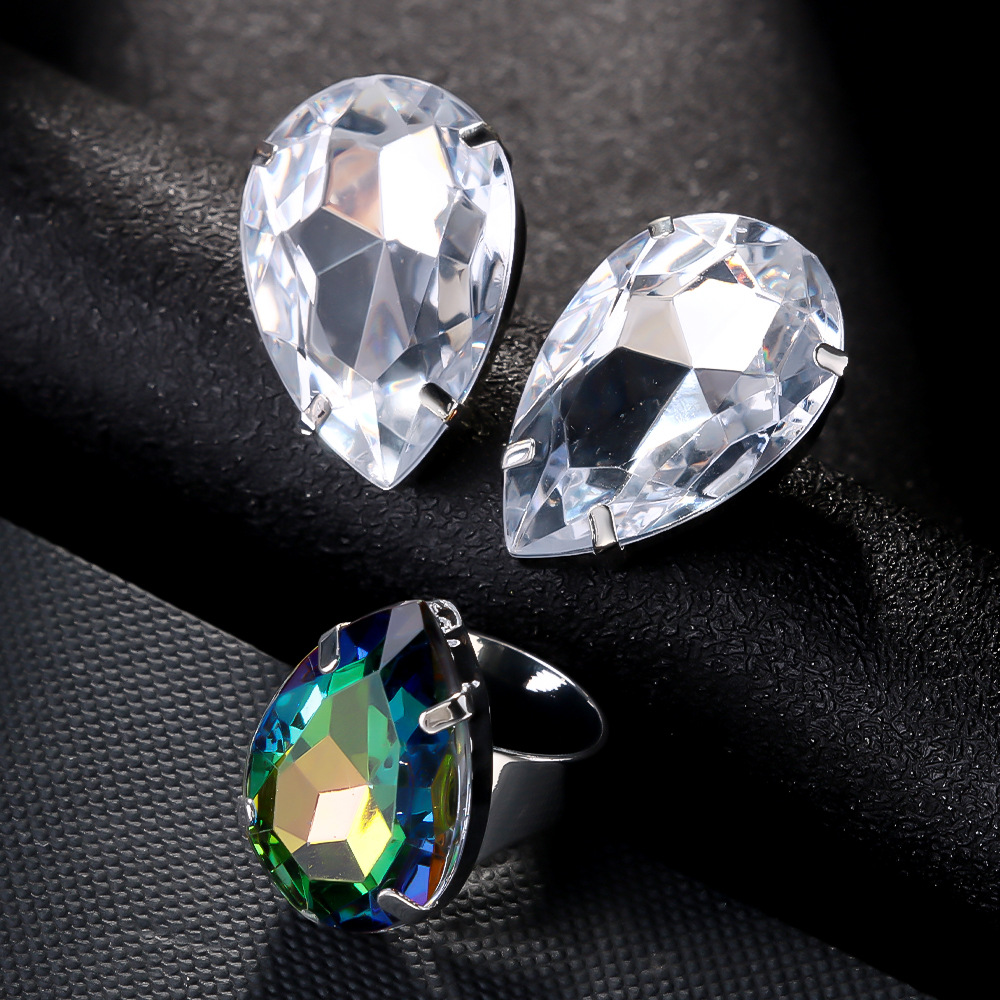 Temperamento europeo y americano gota de agua conjunto de joyería simple pendientes de diamante accesorios de anillo ajustable conjunto de joyería