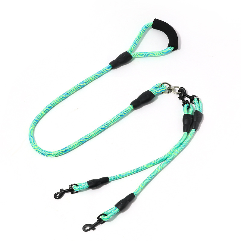 Cuerda de tracción para perros transfronteriza, cuerda para pasear perros, cadena de doble perro de tamaño mediano, tracción de doble cabezal, correa de tracción de uno a dos, suministros para mascotas