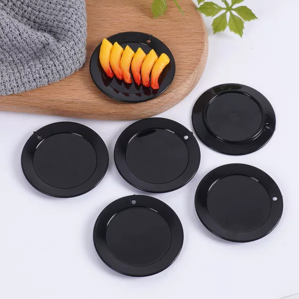 4.5cm Artificial Mini Black Disc Small Plate DIY Mini Kitchen Scene with Ornaments Play House Toys