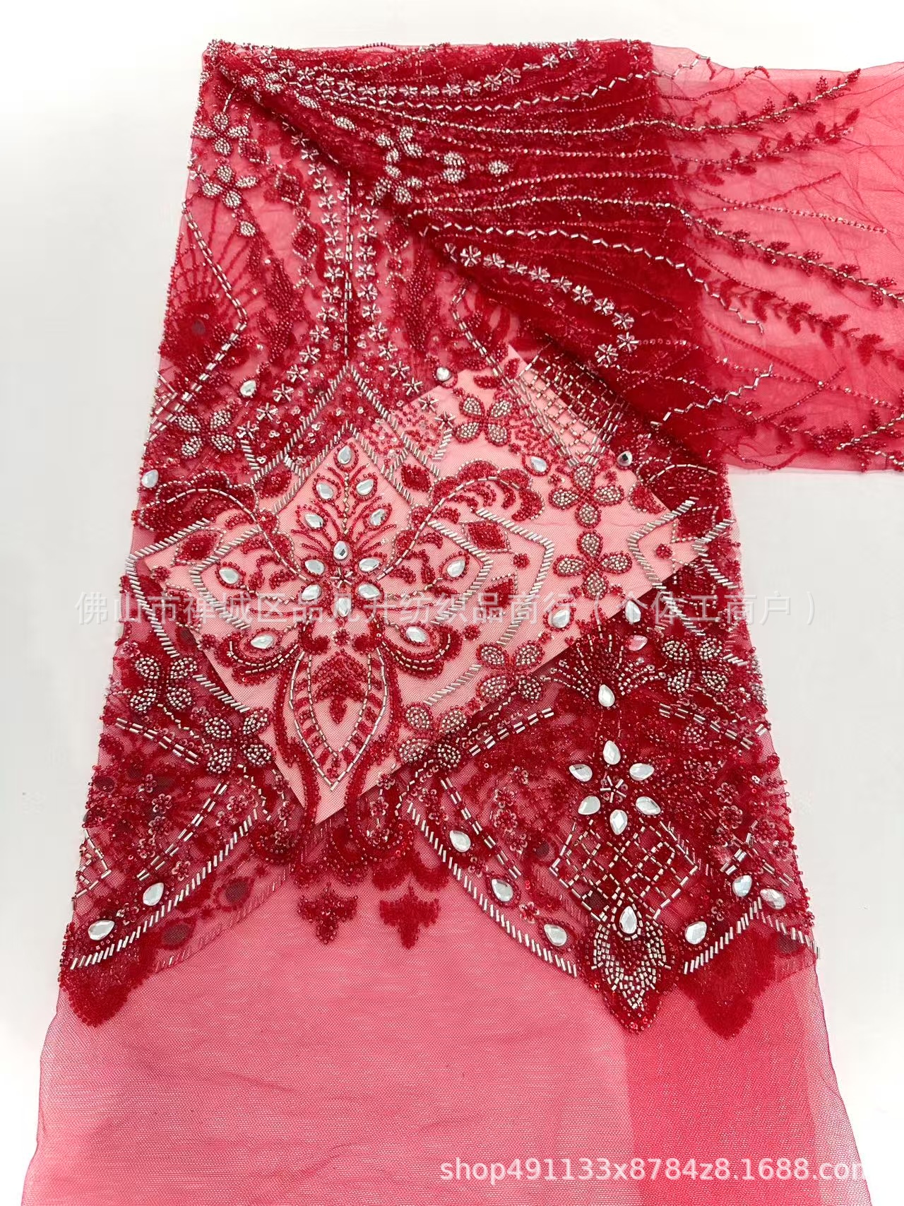 Posicionamiento de alta caliente hecho a mano DIY gran flor de diamante sequin tela de encaje vestido de banquete europeo y americano cheongsam tela al por mayor