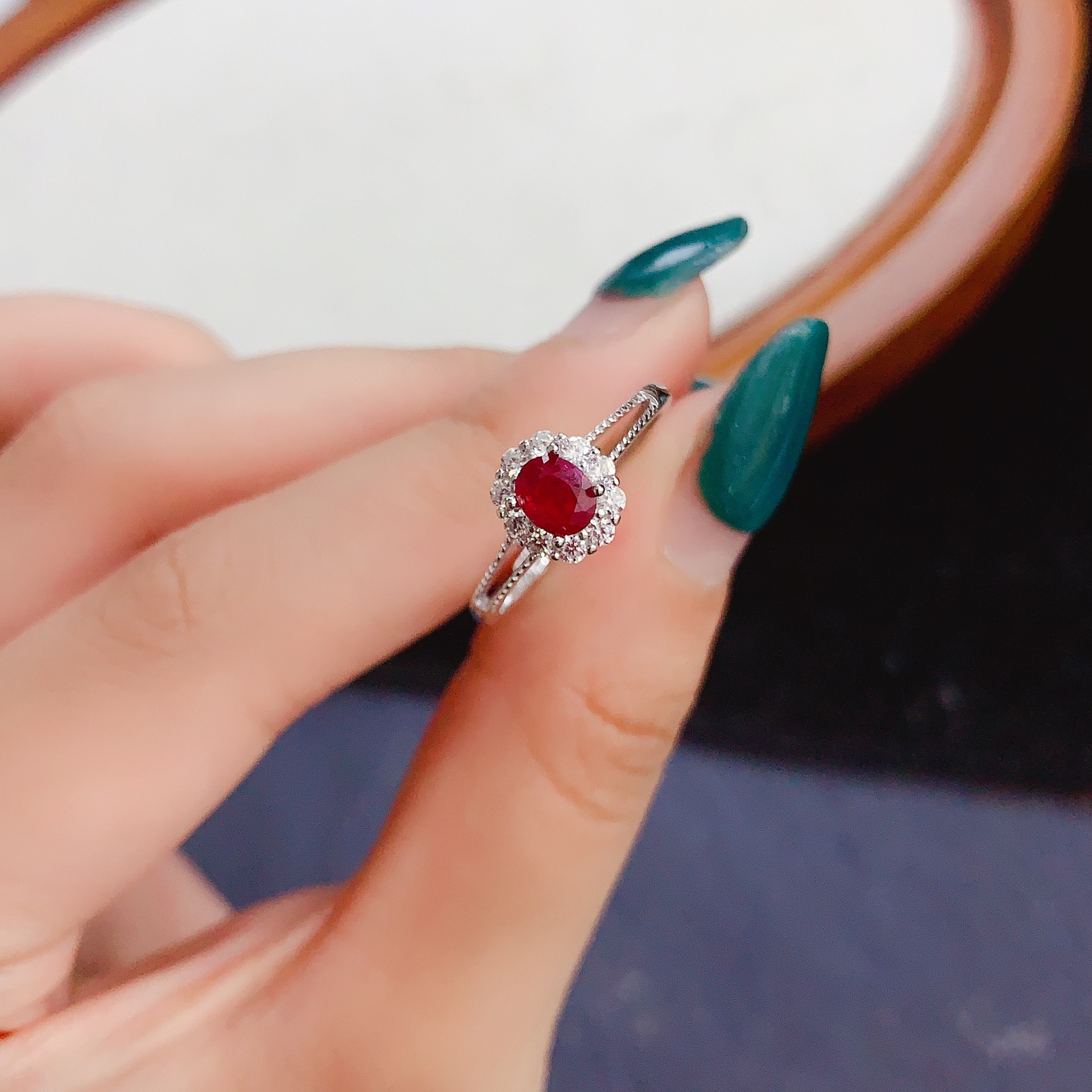 S925 silver ring with aged ruby, stylish and versatile for everyday wear, wholesale colored gemstone jewelry