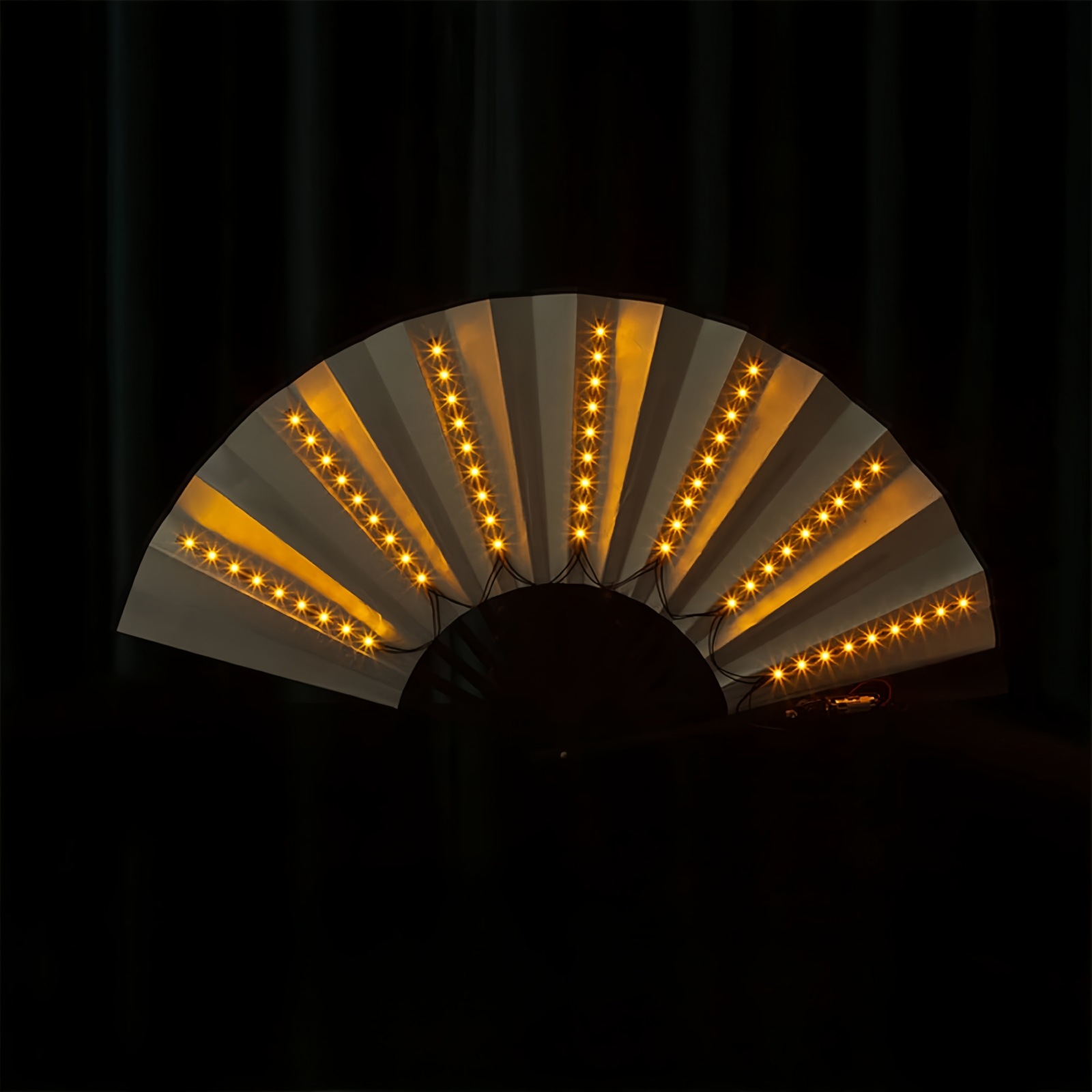 Ventilador LED para discoteca, ventilador plegable luminoso de colores, accesorios para actuaciones en bares y discotecas, deslumbrante y colorido