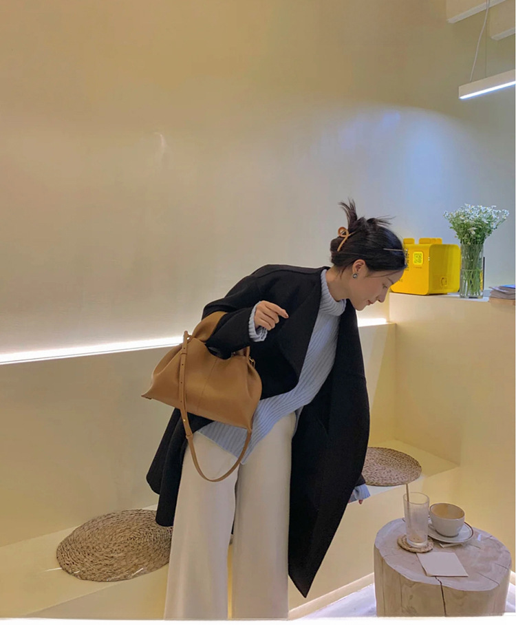 Marchio di nicchia francese 2021 Nuovo arrivo Borsa per il pranzo in tinta unita abbinata Borsa a tracolla alla moda europea e americana per le donne_voghion.com