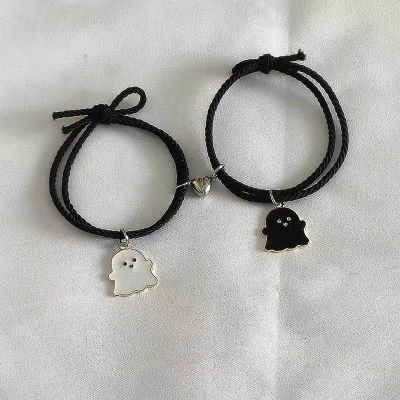 Pareja de fantasmas de dibujos animados cuerda de mano de succión magnética colgante de fantasma pequeña cuerda de corbata fresca boutiques cuerda de pelo de Estudiante