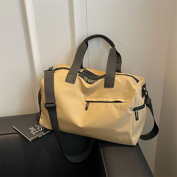 Sports shoulder bag