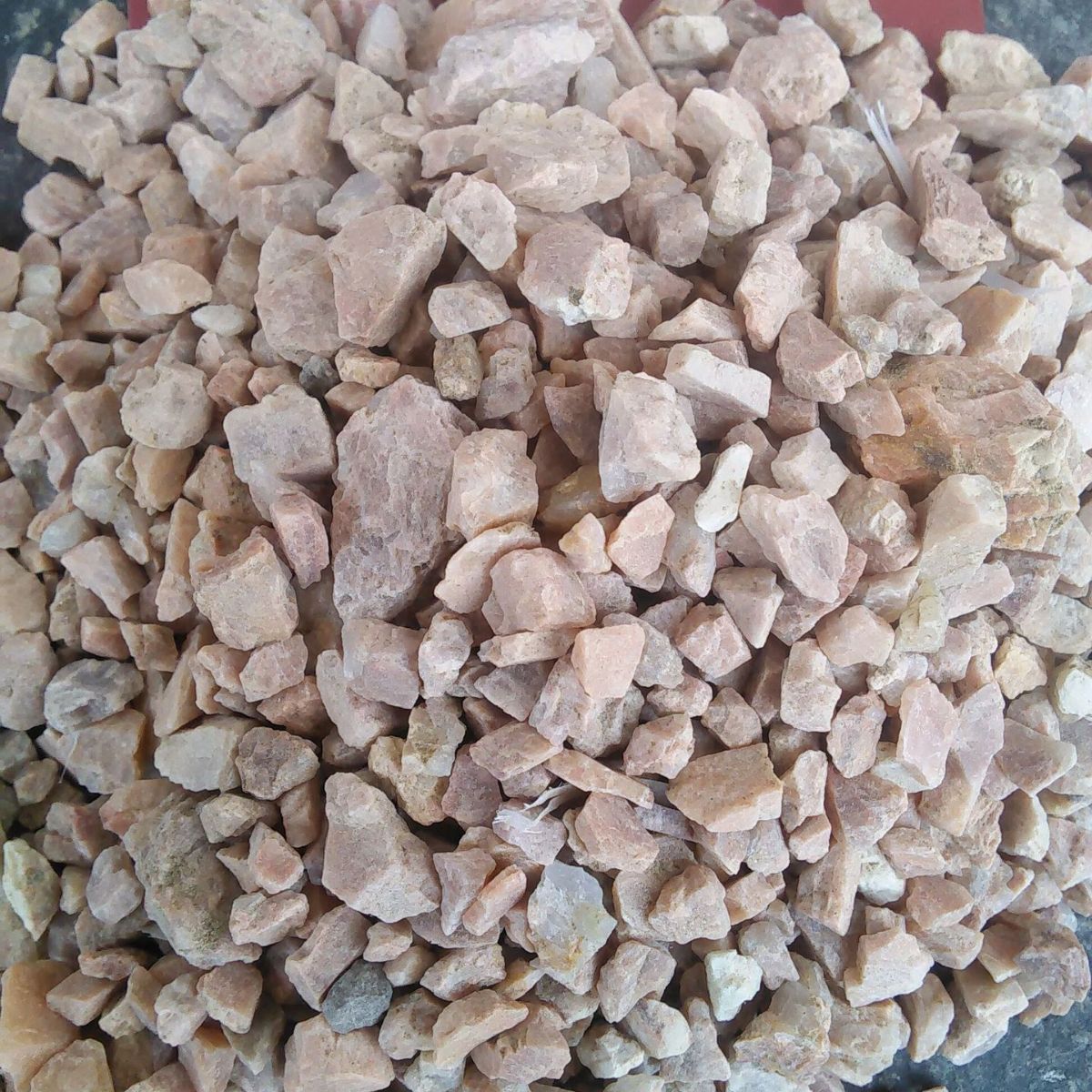 供应高钾长石焊条脱水陶瓷长石粉 200目钠长石粉 肥料长石粉原矿