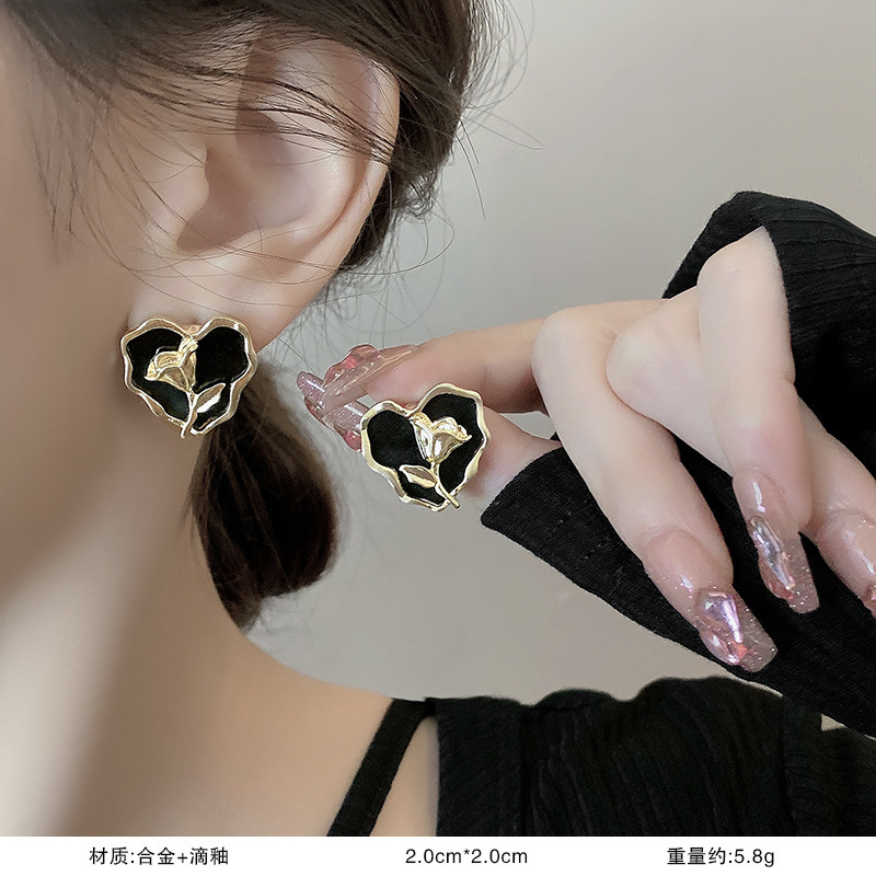 S925銀真珠の花のピアスの女性の贅沢な高級感があります。|undefined