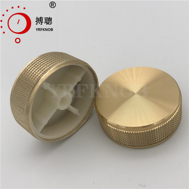 ֱ�����ܸ񵭻�ɫ���Ͻ���ť ����б��ֱ����λ����ťñ40*17