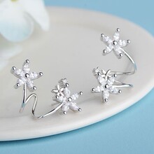 新品巧兰轩蝴蝶结花朵U形无耳洞仿银耳夹韩版简约双雪花耳钉甜美