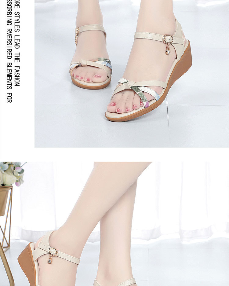 Sandal nữ đế bằng mùa hè quai chữ V đế gân bò chống trơn trượt — Màu be chi tiết 11