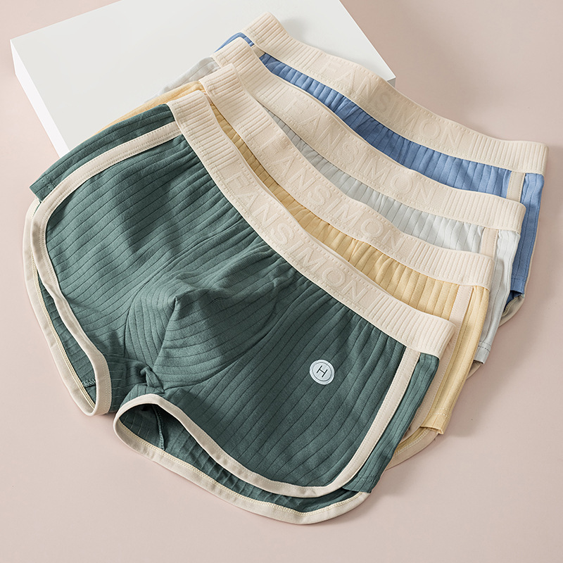 New factory direct men's underwear men's cotton breathable boxers high-grade four-corner youth pants a generation of hair