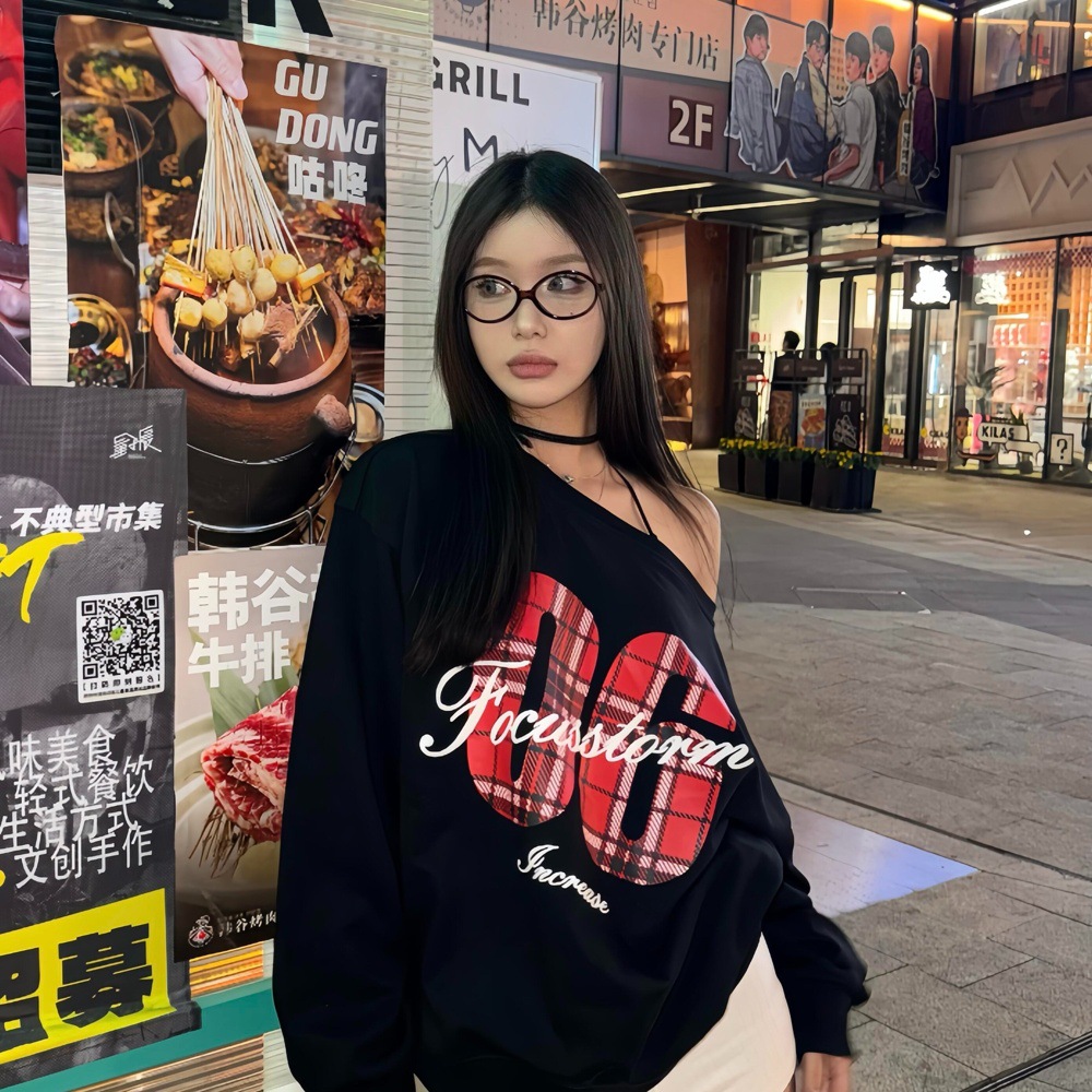 韩版露肩无帽上衣大领口个性街头酷潮流趣味学院斜肩圆领卫衣女潮