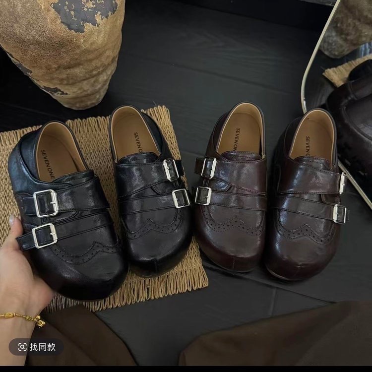 British-style loafers for women, 2026 autumn new collection, with hidden heel, slip-on design, small leather shoes, retro and versatile flats