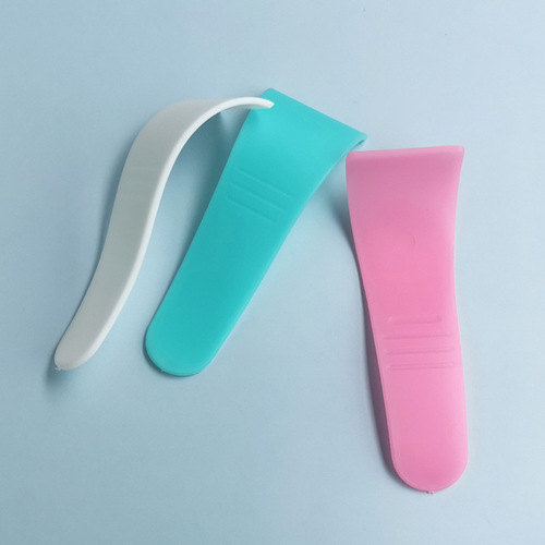 Manufacturer PP plastic hair removal cream shaving scraper mask stick scraper hair removal scraper wholesale can order LOGO