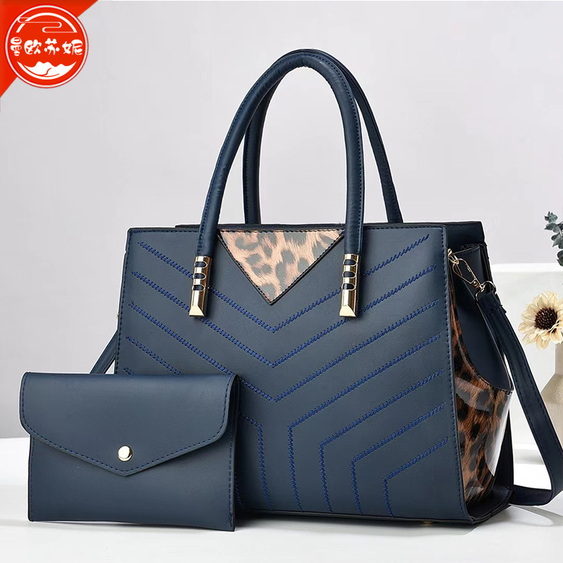 대외 무역 여성 가방 패션 트렌드 컬러 매칭 대용량 여성 가방 어깨 메신저 가방 어머니 선물 제조 업체