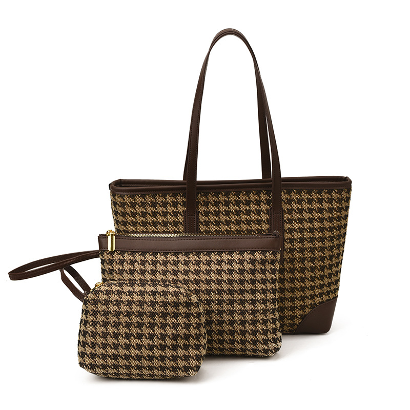 Bolsa para mujeres 2025 nuevo nicho coreano leopardo mochila de hombro de alta capacidad de tres piezas paquete especial