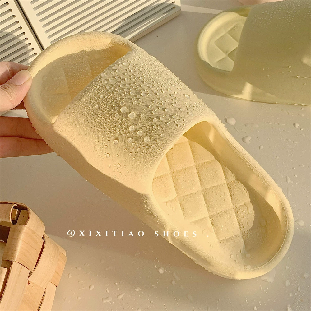Женские Новые Домашние удобные тапочки из ЭВА, домашние модные летние простые однотонные сандалии и тапочки на толстой подошве с ощущением