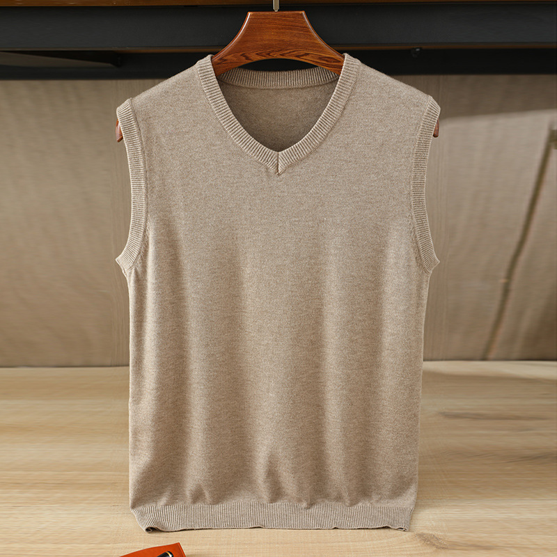 Vest sweater vest men's V-neck loose solid color vest bottoming shirt Korean style sweater plus size tide Vest sweater vest men's V-neck loose solid color vest bottoming shirt Korean style sweater plus size tide