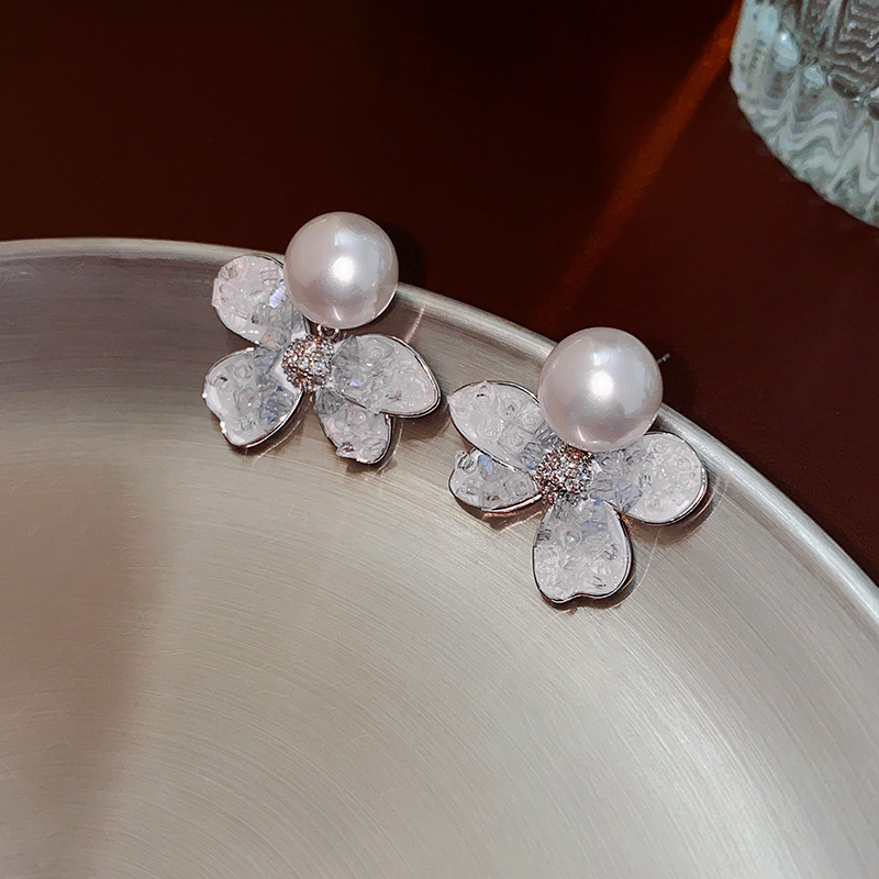 Agujas de plata con diamantes azules mariposa flor aretes de cristal coreanos delicados pequeños pernos frescos de moda para mujeres image 5