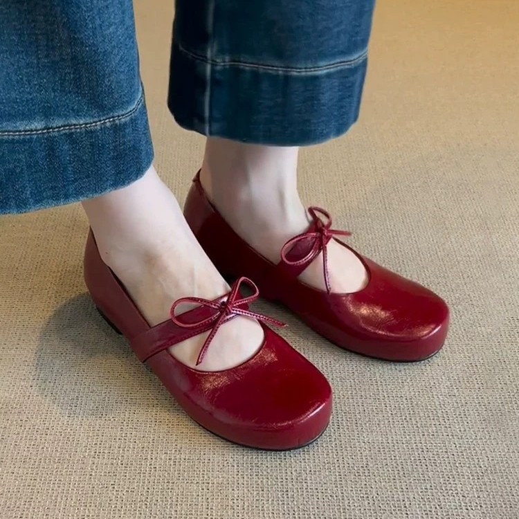 2025 New Niche Artistic Style Soft Leather Flat Mary Jane For Women European Station Round Toe Retro Elegant Single_vogvips.com