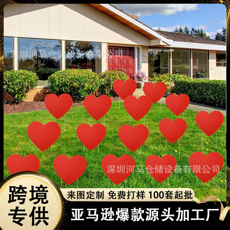 Уличный декор для газона на День святого Валентина 2026: Оригинальная вывеска-гном с надписью LOVE, печать на полых досках